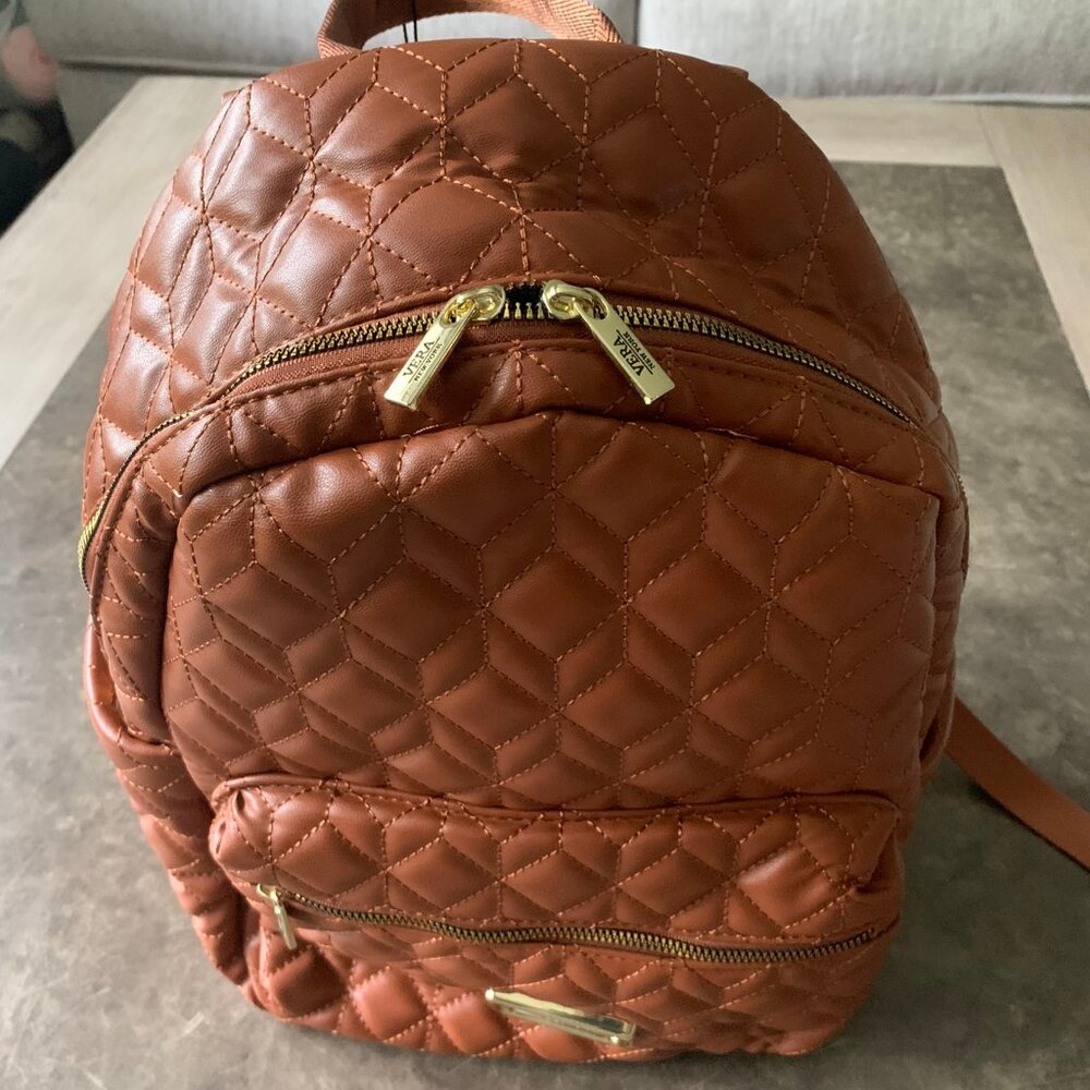 Vera New York Quilt Backpack Cognac